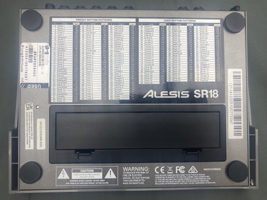Alesis - SR-18 6
